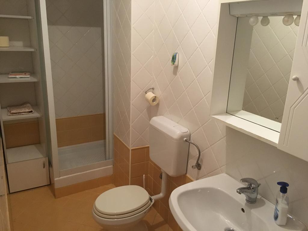 Apartman Frane クルク エクステリア 写真